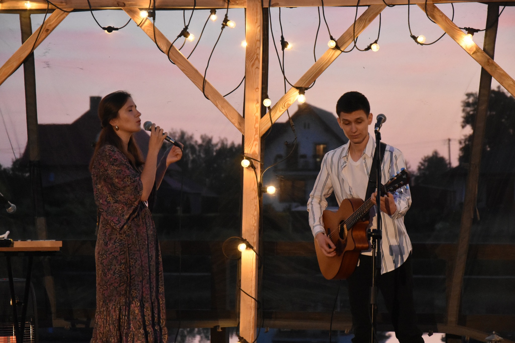 Koncert na molo - Przedwieczór i wieczór poezji Iwony Folusz